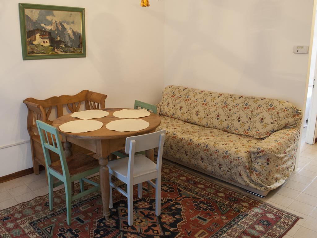 Appartamenti Le Mongolfiere Malè Εξωτερικό φωτογραφία